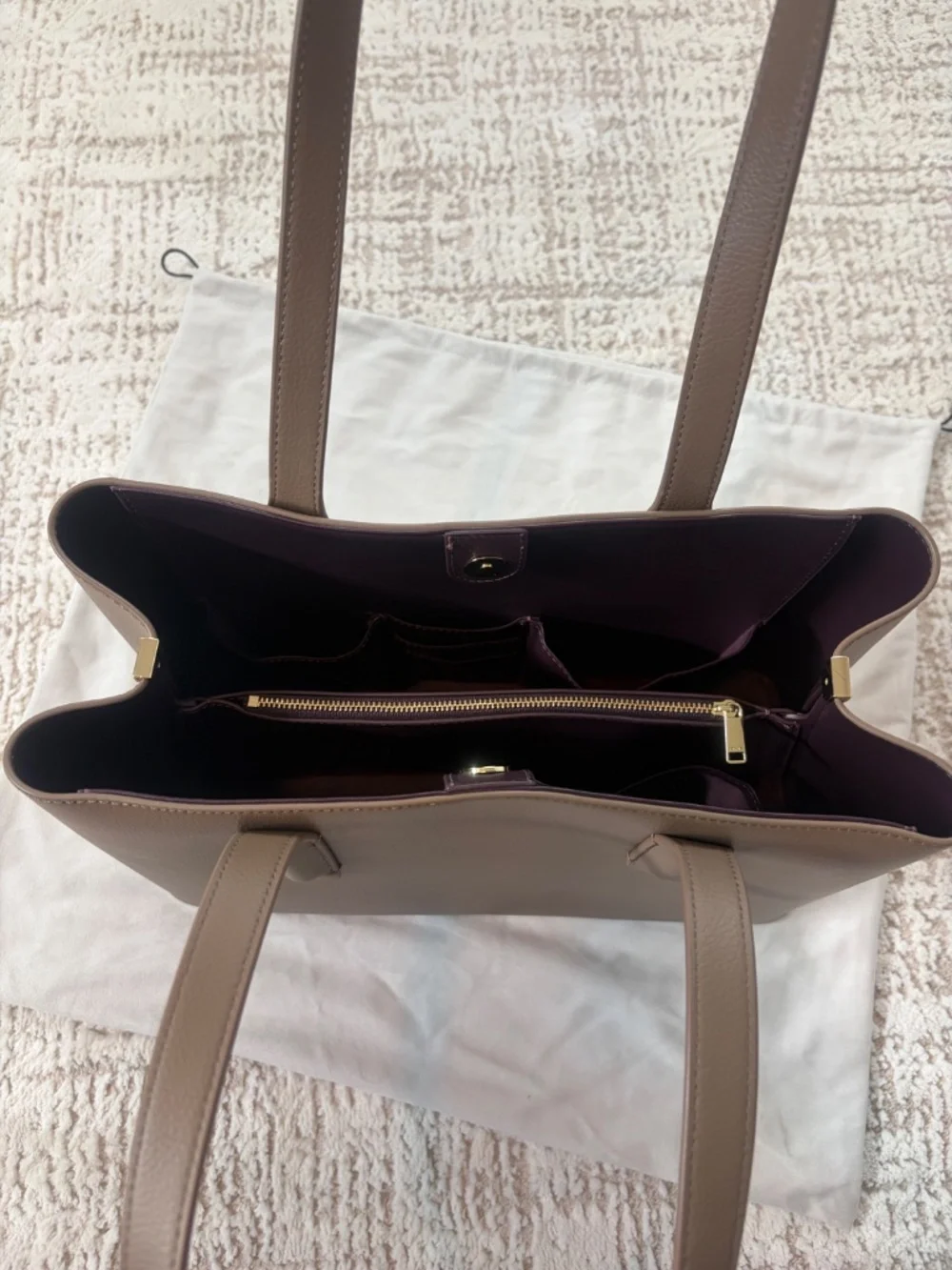 Freja New York Linnea Tote Bag Taupe Vegan Leather NWOT With Dust Bag R$318